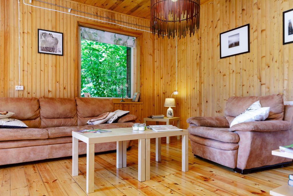 Poilsio Baze Guest House Latežeris Екстериор снимка