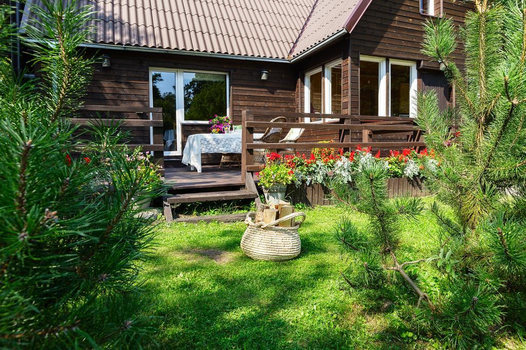Poilsio Baze Guest House Latežeris Екстериор снимка