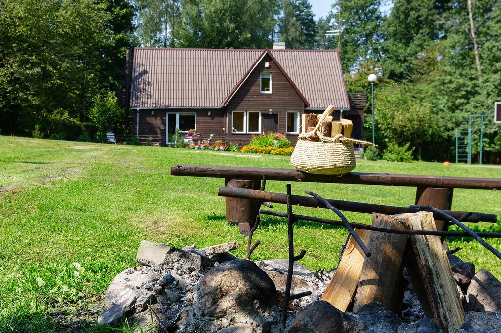 Poilsio Baze Guest House Latežeris Екстериор снимка